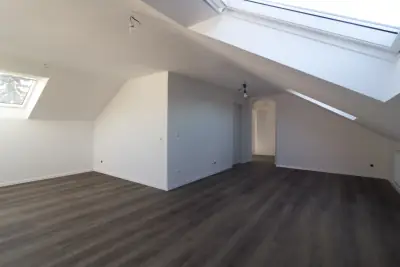 Helle 3-Zimmer Dachgeschosswohnung